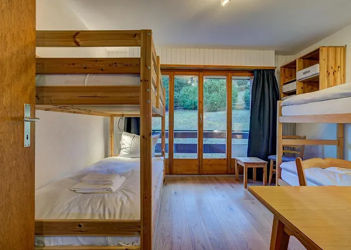 Bellevue 211 * Ла-Тзума