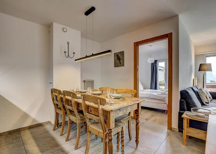 Bellevue 211 * Ла-Тзума