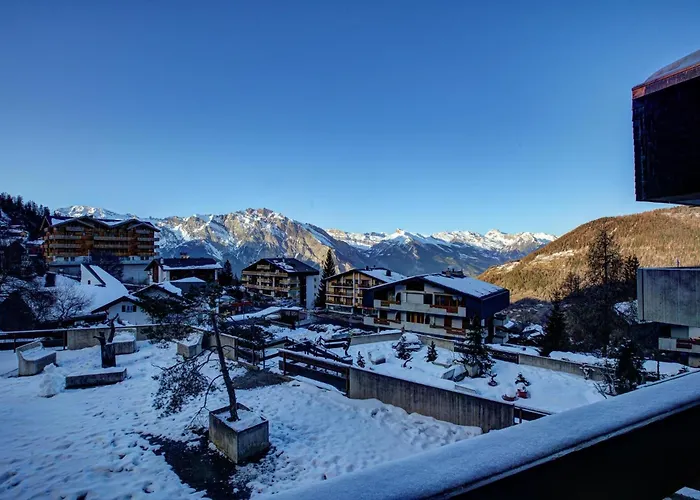 Bellevue 211 Апартаменты Ла-Тзума